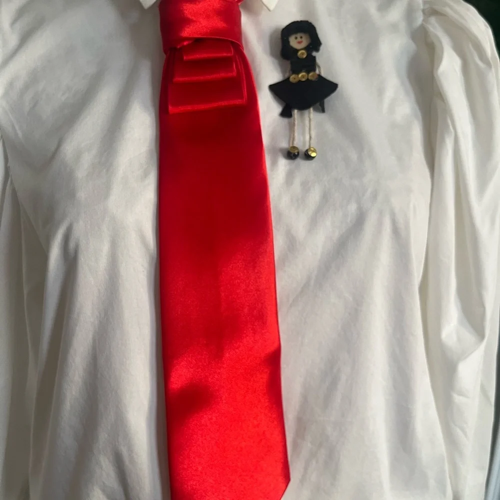 NWT Red women Tie with handmade Doll brooch and pin Accessory
